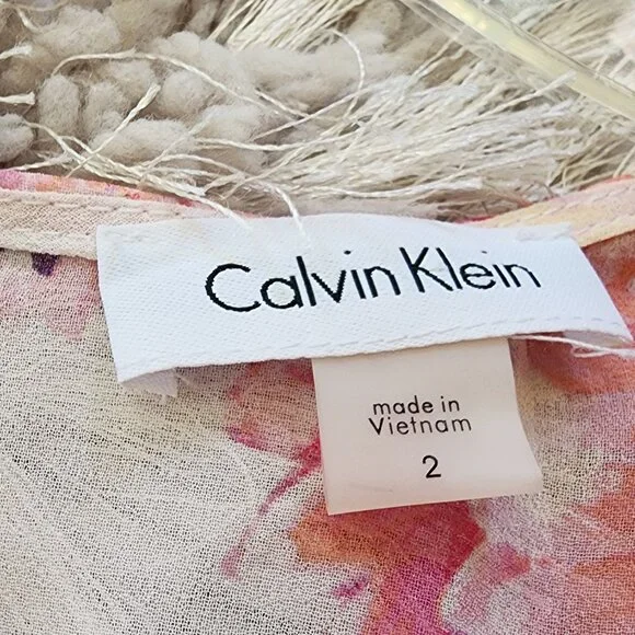 Calvin Klein Dress Sleeveless V-Neck Pink Floral Lined Chiffon Hi Lo Midi Sz 2 - Picture 9 of 10